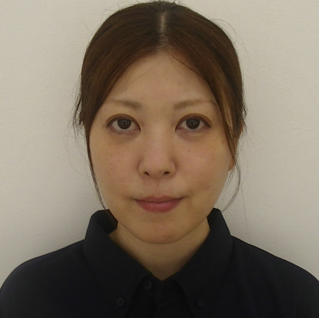 看護職員・機能訓練指導員 平山 貴絵